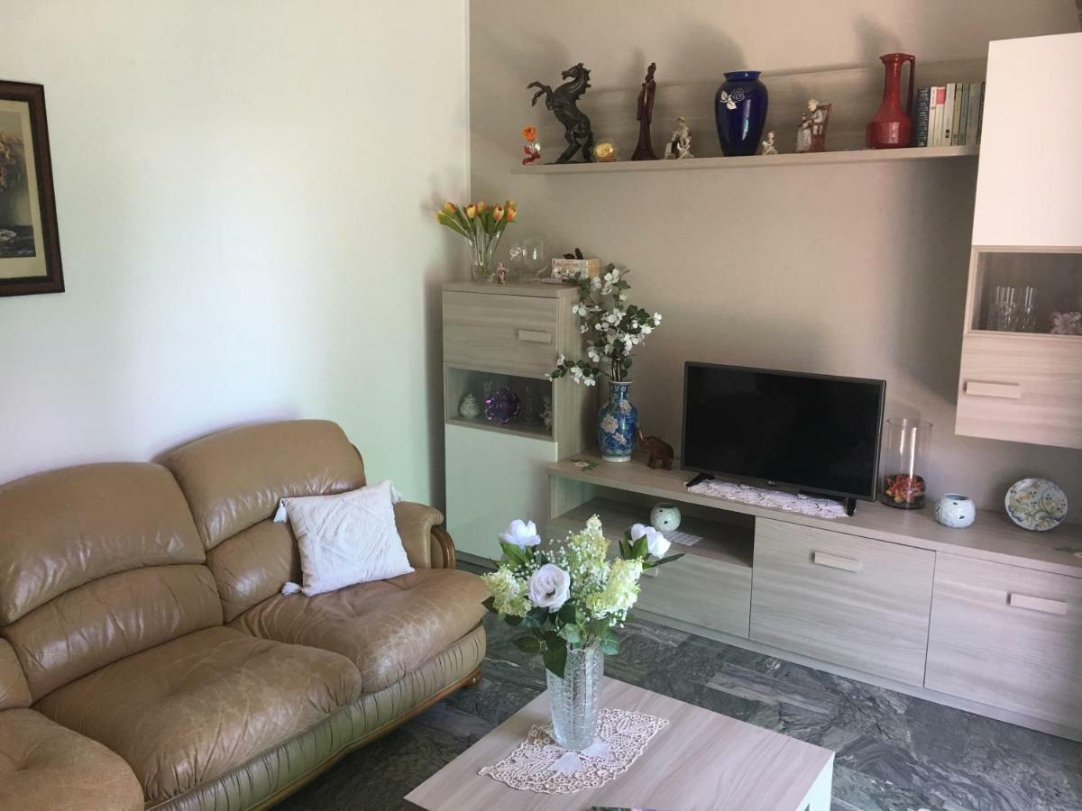 Casa Elena Apartment Албисола Супериоре Екстериор снимка