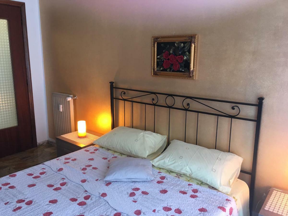 Casa Elena Apartment Албисола Супериоре Екстериор снимка