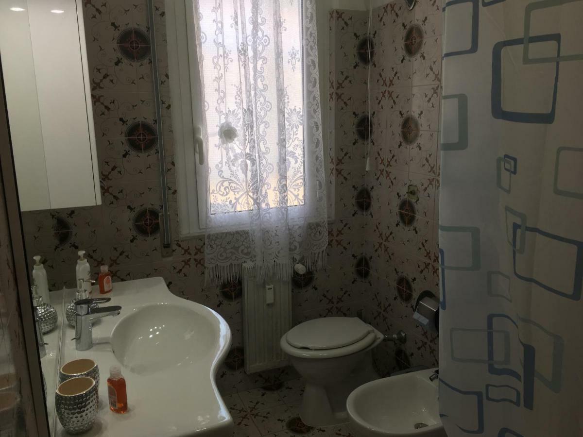 Casa Elena Apartment Албисола Супериоре Екстериор снимка