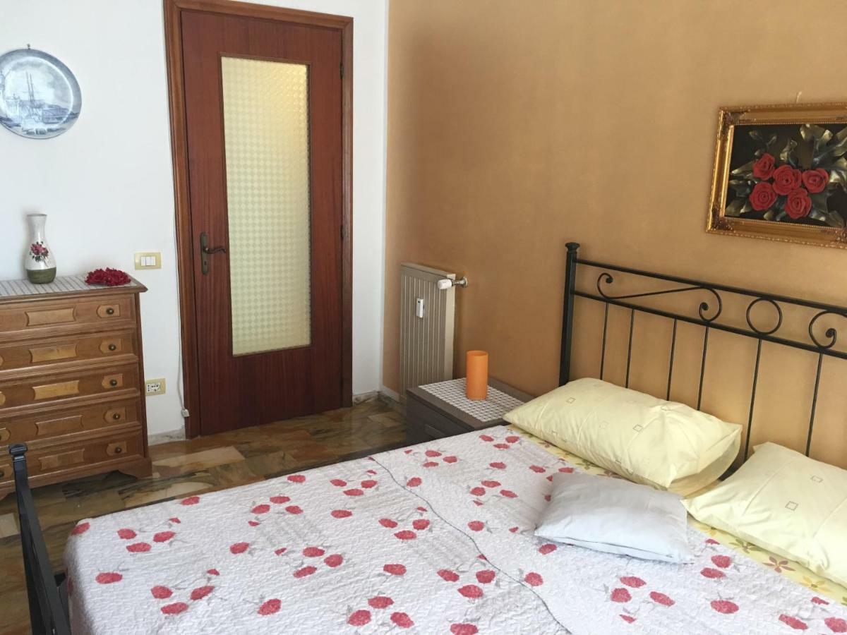 Casa Elena Apartment Албисола Супериоре Екстериор снимка